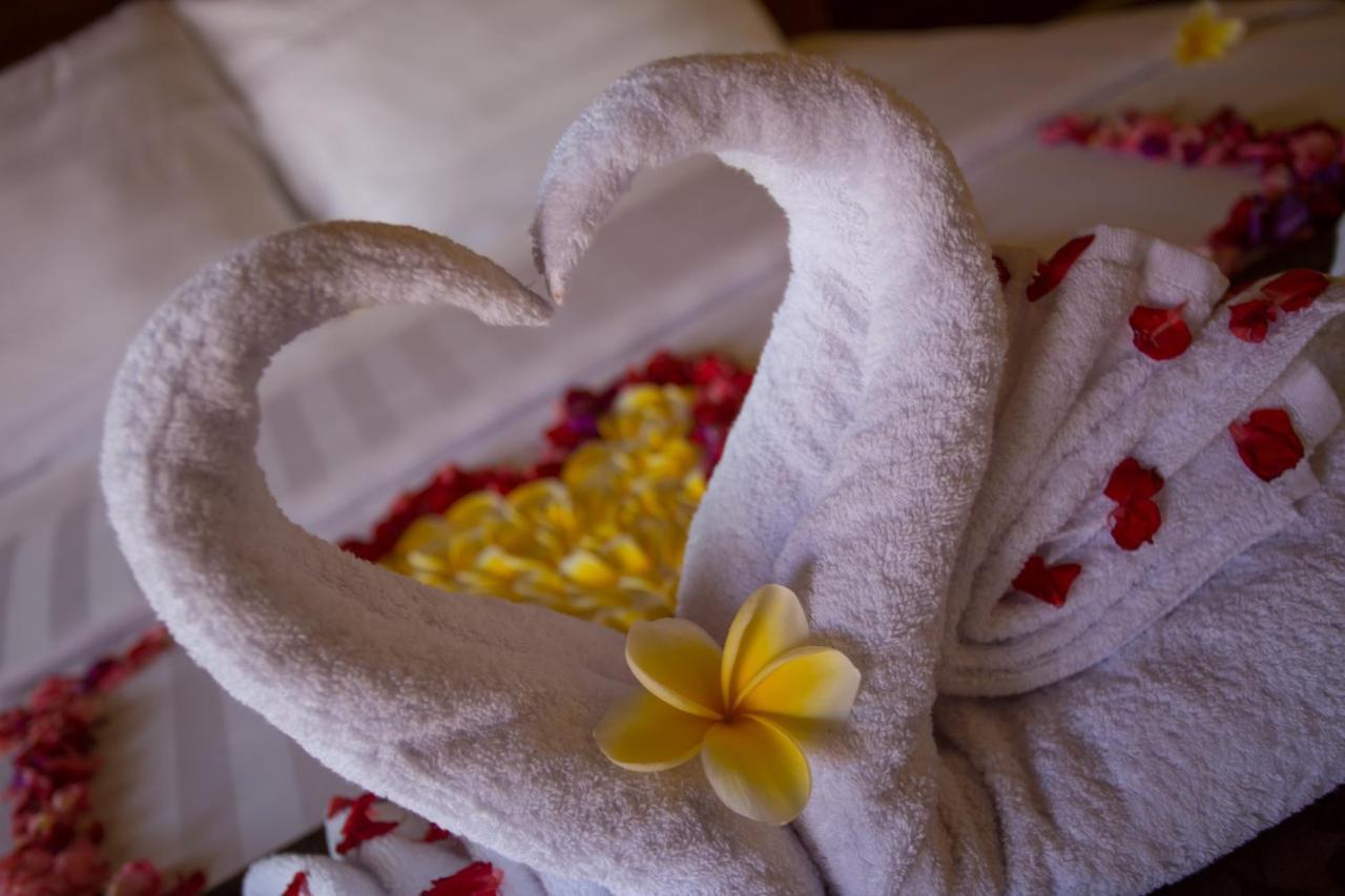 Rijet Villa Beach & Restaurant Ped Ngoại thất bức ảnh